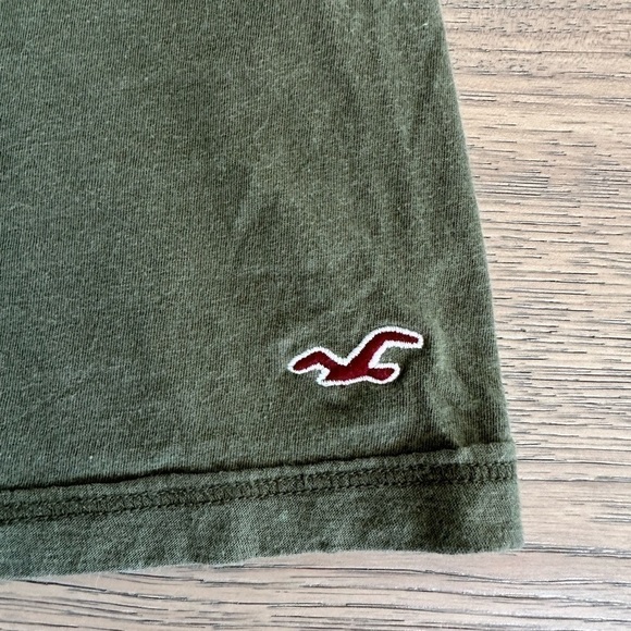 Hollister Womens Army Green Hand Painted Flower Ruffle Tank Top Size Medium - Picture 10 of 13